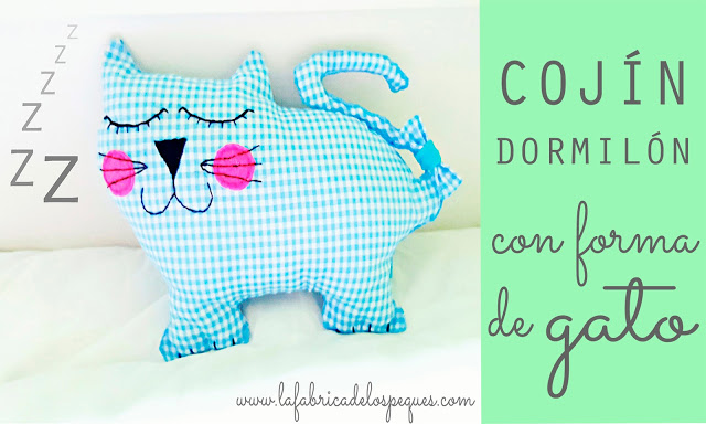 Cojín dormilón con forma de gato